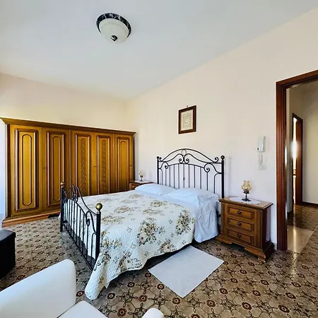 Angelina Bed & Breakfast